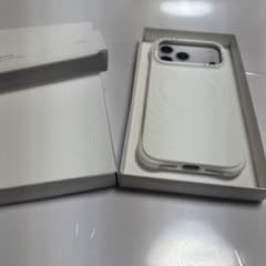CASETiFY iPhone 17 Pro Max ケース ホワイトのサムネイル