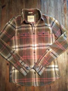 ☆ Abercrombie&Ｆitch チェックシャツ☆のサムネイル