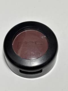 【美品】MAC アイムイントゥイット　アイシャドウのサムネイル