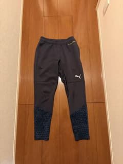PUMA パンツ グレーのサムネイル