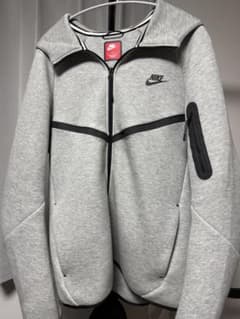 Nike グレー テックフリース パーカーのサムネイル