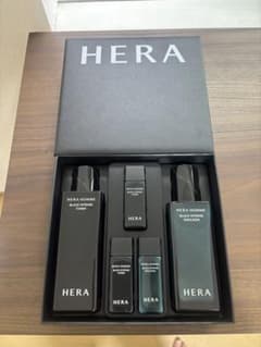 新品　韓国購入HERA 男性用スキンケア　HOMME Black Intense 新品 韓国購入HERA 男性用スキンケア HOMME Black Intense - メルカリ