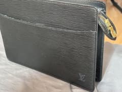 ルイヴィトン　エピ　ポシェットオムのサムネイル