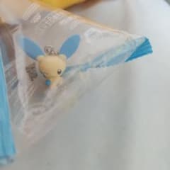 ポケットモンスター　しっぽみてみてボールチェーン付きフィギア マイナン