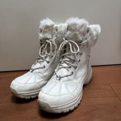 UGG ホワイトムートンブーツのサムネイル