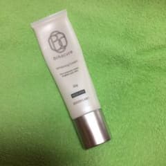 ビハキュア 薬用美白クリームのサムネイル