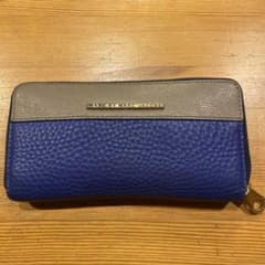 Marc jacobs 財布　現在年末限定値下げ中！のサムネイル
