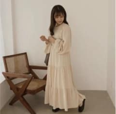 moitytto 大人気ティアードワンピースのサムネイル
