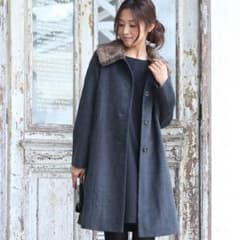 ファーティペット付きコートのサムネイル