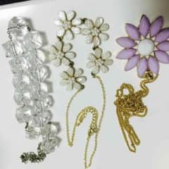 春先 ネックレスのサムネイル