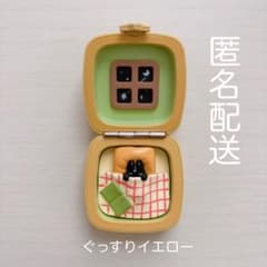 Thumb Cat サムキャット ガチャガチャ ぐっすりイエロー ②のサムネイル