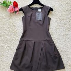 ★美品★ ルネベーシック バックジップ ノースリーブ フレア Aライン グレーのサムネイル