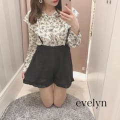 evelyn♡サス付きハイウエストパンツ　ブラックのサムネイル