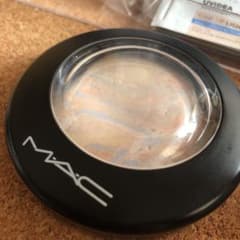 M・A・C ミネラライズ スキンフィニッシュのサムネイル