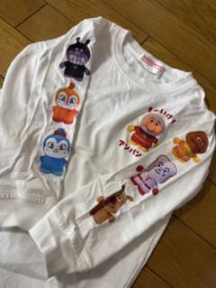 限定品！アンパンマン ぷくたっち 長袖Tシャツのサムネイル