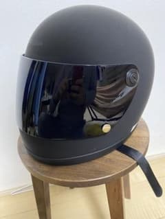 used・e-met ヘルメット　マットブラック　58-59cmのサムネイル