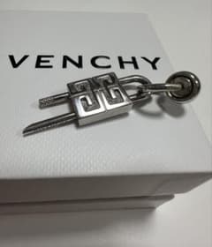【箱あり】GIVENCHY ピアス シルバー 片耳 ロックのサムネイル