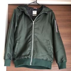 美品ikka中綿ブルゾン160 モスグリーンのサムネイル