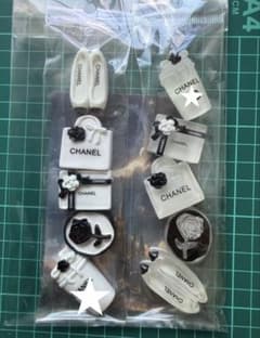 即購入OK♪デコレーションパーツ10個セット♪のサムネイル