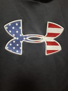 UNDER ARMOUR パーカー メンズ 星条旗ロゴ