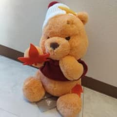 新品　ディズニーストア　プーさん　紅葉　もみじ　ぬいぐるみ　BIG 新品 ディズニーストア プーさん 紅葉 もみじ ぬいぐるみ BIG - メルカリ