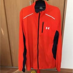 アンダーアーマー  値下げ中のサムネイル