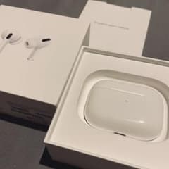 【正規品】Apple AirPods Pro ケースのサムネイル