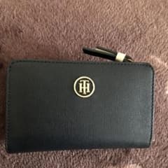 TOMMY HILFIGER 財布　レディースのサムネイル