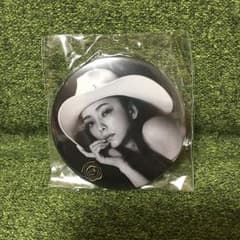 安室奈美恵 ガチャ  缶マグネット 7番のサムネイル