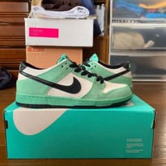 NIKE DUNK LOW PRO ナイキダンクロー　Tiffanyのサムネイル