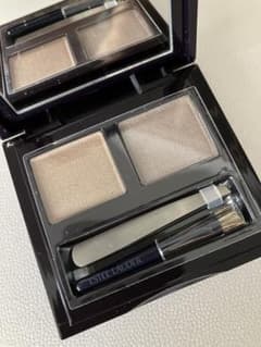 ESTEE LAUDER   ブロー ナウ オール イン ワン ブロー キットのサムネイル