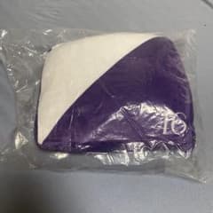 乃木坂46 クッション　抱き枕　新品　未開封　未使用品　圧縮梱包後発送のサムネイル