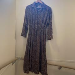 LOWRYS FARM 花柄ロングシャツワンピース　袖ありワンピースのサムネイル