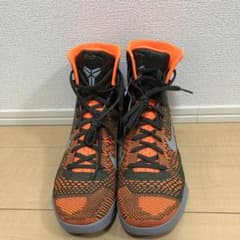 NIKE スニーカーのサムネイル