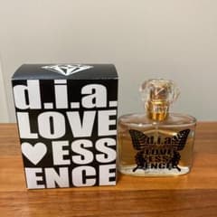d.i.a. ラブ エッセンス 香水のサムネイル