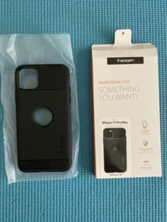 iPhone 11 pro max spigenスマホケースのサムネイル