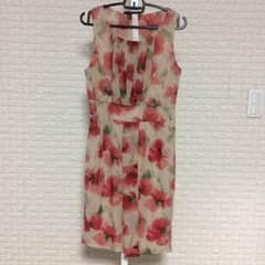 ZARA 花柄ワンピースのサムネイル