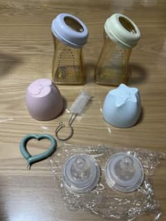 Betta 哺乳瓶 2本セット 160ml 2本、未使用乳首、ブラシセットのサムネイル