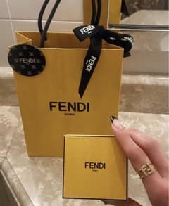 FENDI フェンディ　リングのサムネイル