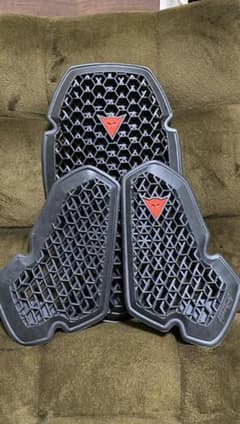 Dainese  PRO-ARMOR  ダイネーゼ プロテクター セットのサムネイル