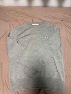 MAISON KITSUNE フォックスパッチ ニット グレー XSのサムネイル