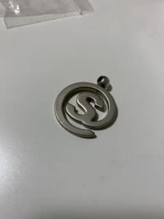 正規品 ステューシー ペンダントヘッド サークルS 希少のサムネイル