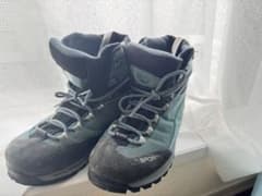 La Sportiva スポルティバ トレッキングシューズ　レディース　登山靴
