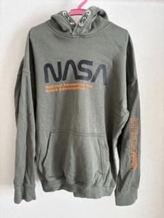H&M NASA パーカー、パンツセット カーキ 158cmのサムネイル