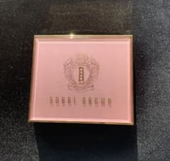 Bobbi brown ピンクグロウ　リュクス　アイシャドウ　パレットのサムネイル