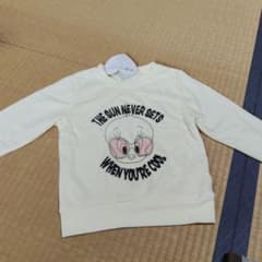 値下げ!!新品 トゥイーティー トレーナー クリーム色のサムネイル
