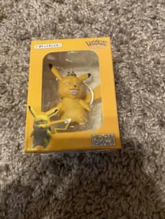 ピカチュウ　キーホルダー　台湾のサムネイル