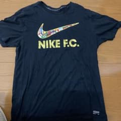 NIKE Tシャツのサムネイル