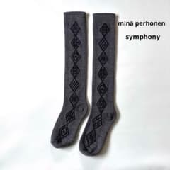 minä perhonen ミナペルホネン シンフォニー グレー ソックスのサムネイル