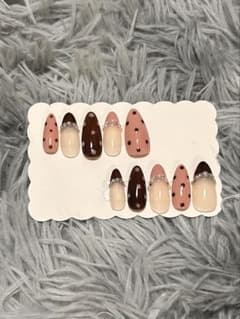 ネイルチップ ドット パール ブラウン ピンクのサムネイル
